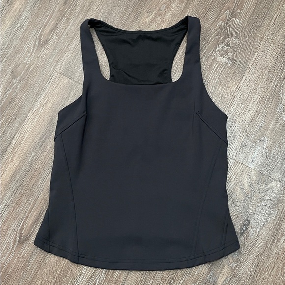 Like New Lululemon InStill Bundle. Size Top 6/Bottoms 4 - Picture 3 of 12